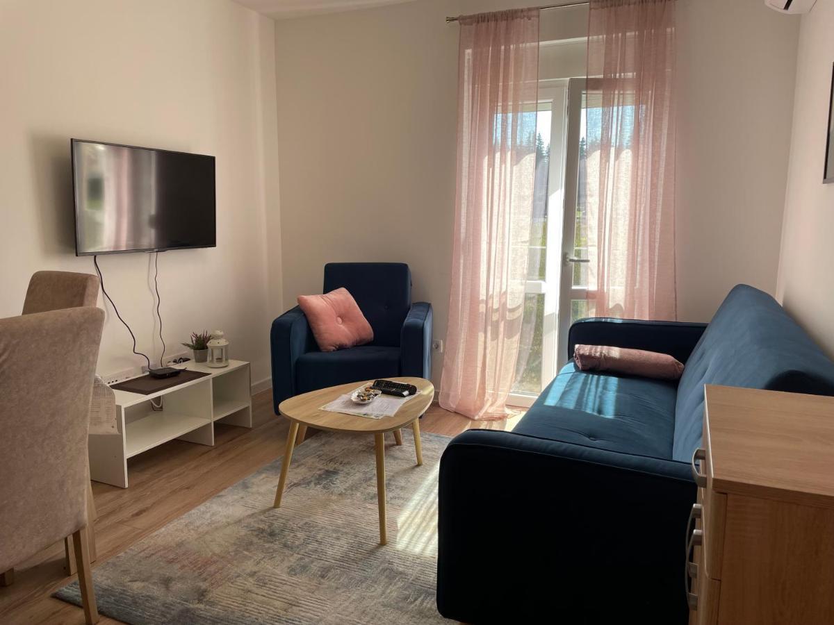 Apartmani Zabljak Hills Kültér fotó